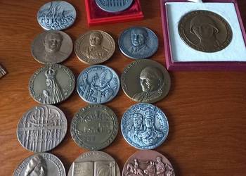 zestaw 15 stare medali o tematyce historycznej wojskowe