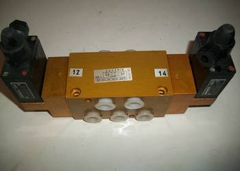 rozdzielacz 611-G3/8-52-121/51-22B Łucznik 3/8 cala