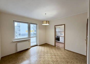 Bezpośrednio Kawalerka 32,1 m² | Tarchomin | gotowe do zamieszkania