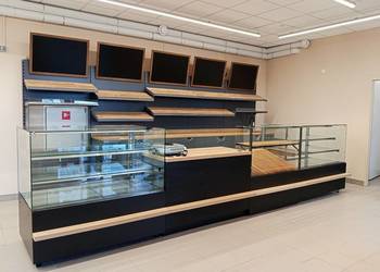 Witryna chłodnicza cukiernicza neutralna lada sprzedaży regał na pieczywo