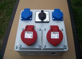 Rozdzielnica 380v i 220v 16A 4P lewo prawo.