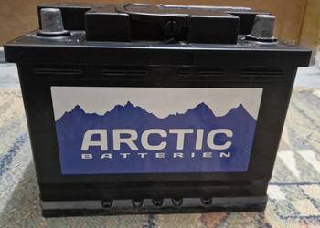 Akumulator ARCTIC 12V 62Ah 600A