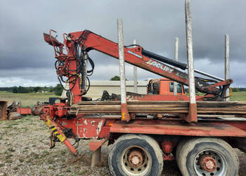 Żuraw do załadunku drewna LOGLIFT F 105 S (2,6 t / UDT)