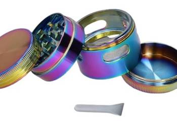 Crusher Grinder Młynek do Tytoniu Suszu Ziół CBD 4-częściowy Tęczowy