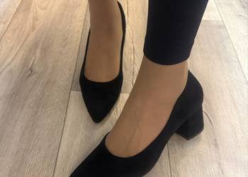 (40) Czarne czółenka wieczorowe ze skórzaną wkładką , Nowe