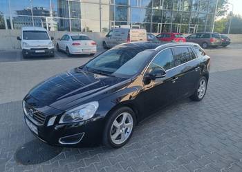 Volvo V 60 niski przebieg Faktura vat 23%