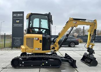 FABRYCZNIE NOWA MINIKOPARKA CATERPILLAR 302.7 CR