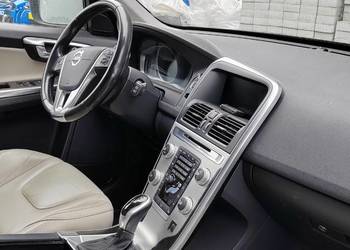 Volvo xc60 D4 2015r