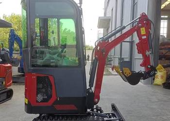 Koparka W 12 na gąsiennicach z kabiną