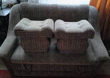 Sofa + 2 pufy