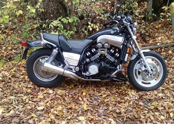 Yamaha v max 1200