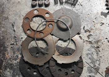 Wsk 125 wfm zestaw sprzęgła docisk przekładki sprężyny kapturki miski seger