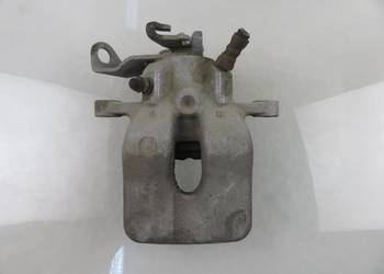 ZACISK LEWY TYŁ FIAT CROMA II (194) 1.9 D Multijet 150 - 939 A2.000 