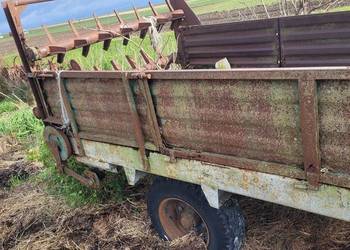 Rozrzutnik jednoosiowy Rozrzutnik jednoosiowy