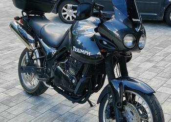 Triumph Tiger 885i