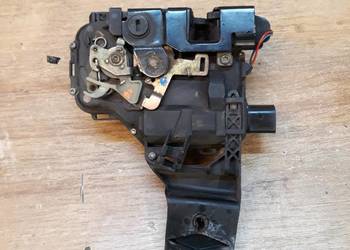 VW PASSAT B5 ZAMEK DRZWI PRAWY PRZÓD 3B0837868