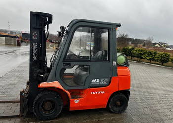 wózek widłowy LPG TOYOTA 42-7FGF25 Triplex 4.70m przesuw 4-s