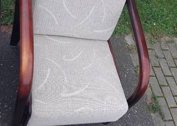 Fotel z podłokietnikami