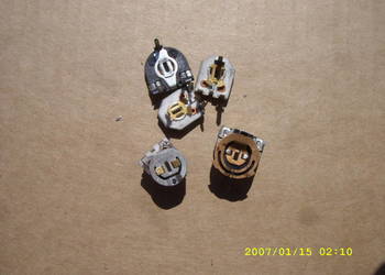Potencjometry montazowe TVP 102w cenie 1 zl./5 szt.