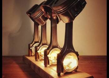 Lampa stołowa z części samochodowych audi
