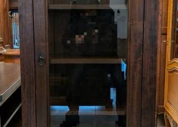 Nieduża witryna, serwantka kolonialna-sklep Dąbrowa Górnicza