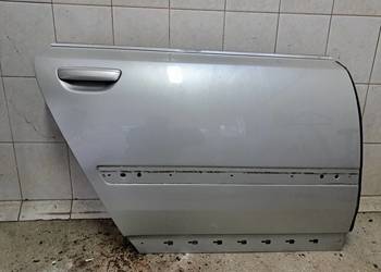 Audi A8 d3 drzwi tył prawe SREBNE