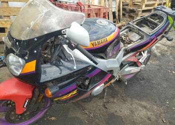 Yamaha fzr 600R 4JH części