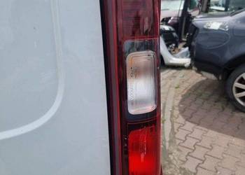 LAMPA PRAWA TYŁ RENAULT TRAFIC III OSŁONA