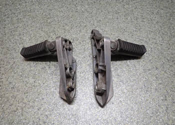 2 SZT. SET PODNÓŻKI PASAŻERA KAWASAKI VN 750 VULCAN 86-93R