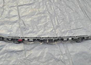 ŚLIZG ZDERZAKA ŚRODKOWY TYŁ VW GOLF VI HB