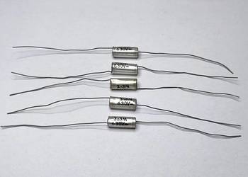 Kondensator 3,3nF 630V KSE Unitra MIFLEX