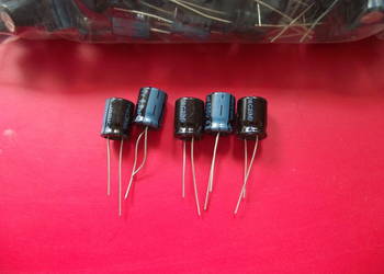 6,8uF 400V 105 st. C Jamicon TKR Kondensator elektrolityczny
