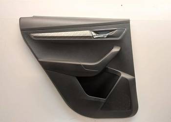 SKODA KAROQ BOCZEK DRZWI LEWY TYŁ 57A867023CE