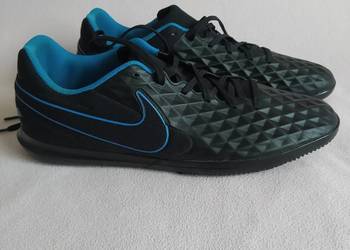 Buty piłkarskie halowki r. 45/46 Nike Tiempo Legend 8 Club IC AT6110 090