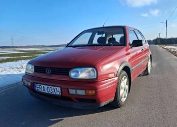 Golf 3 1.4 benzyna ważne opłaty  pierwszy właściciel  stan bardzo dobry