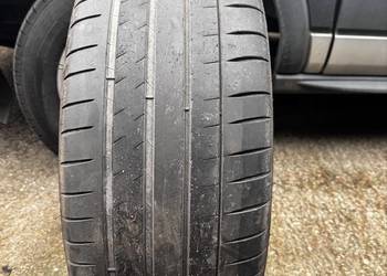 Opona Michelin Pilot Sport 4S 245/40/19