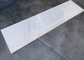 Płytki na schody SZARE 120x30 PRZECIWPOŚLIZGOWE PÓŁMAT