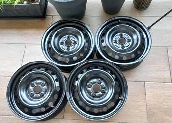 Felgi stalowe Toyota Yaris 2 II 5.5J x 15CH R15 4x100