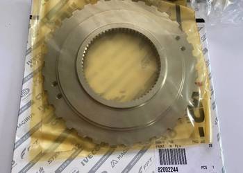 82002244 F0NN7E422AD Tłok TS115 TSA Maxxum Oryginał CNH