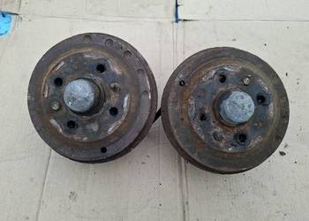 Zawieszenie przód przednie zwrotnice piasty Fiat 126p Maluch