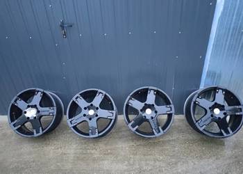 Felgi 18 Momo aluminiowe