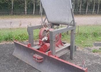 Wyciągarka leśna hydrauliczna do ciągnika