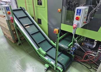 Taśmociąg przenośnik pod wtryskarkę