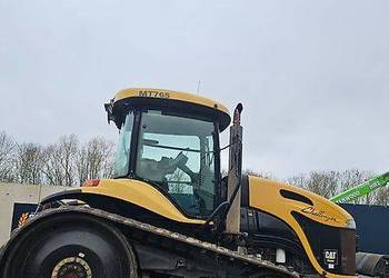 CAT Challenger MT765,