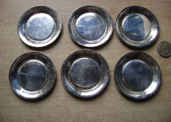 Starocie z PRL - Zestaw 6 podstawek posrebrzanych MET 5,5 cm średnicy