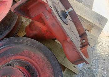 Przystawka silnika dzwon Perkins Massey Ferguson obudowa silnika