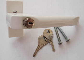 Klamka Okna okienna z kluczykiem zamkiem L35mm biała