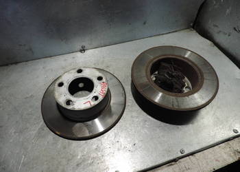 TARCZE HAMULCOWE PRZÓD VW PASSAT B5 1.6 8V