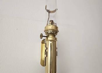 Lampa naftowa oficerska