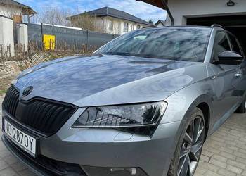 Skoda Superb 2017 2.0 tsi 220 Sportline